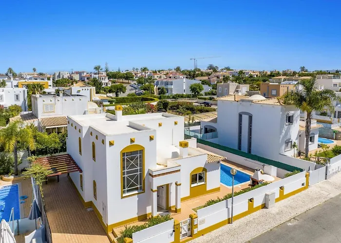 Villa Anamar By *